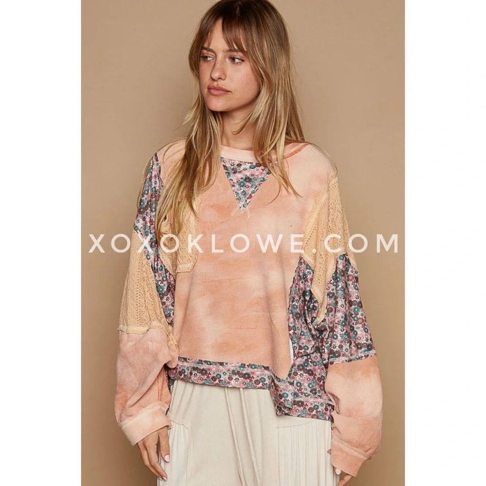 POL Bleach Washed Floral + Lace Waffle Knit oversized Top in Pumpkin Jam - Picture 9 of 11